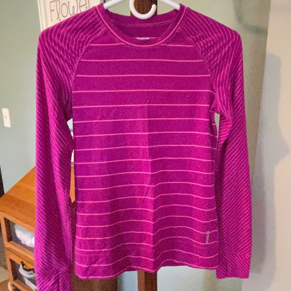 GIRLS REEBOK TOP